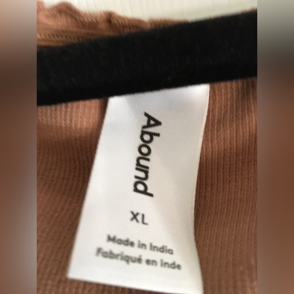 Dress, NWT - Picture 3 of 4